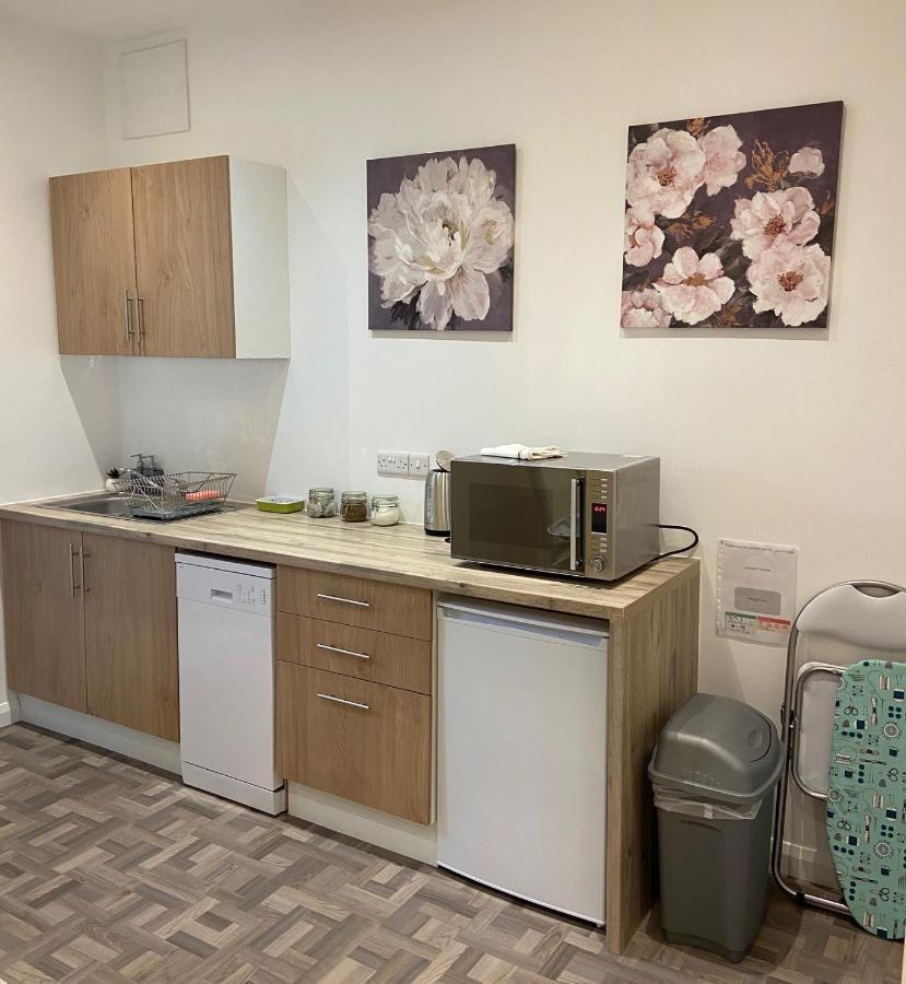 Private 1St Floor Apartment - Perfect For Port Of Dover, Eurotunnel And Short Stays Extérieur photo